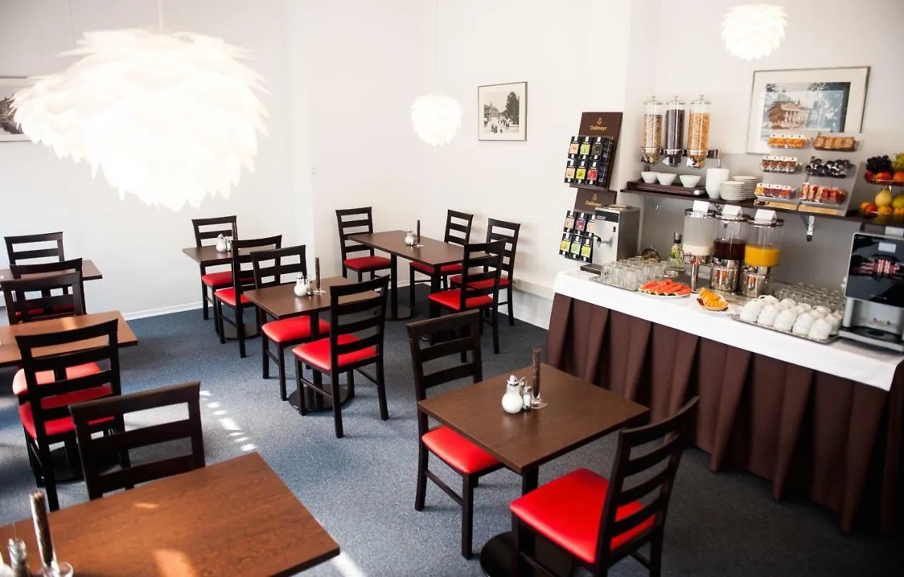 Aparthotel Christie Berlin 3*,  Deutschland