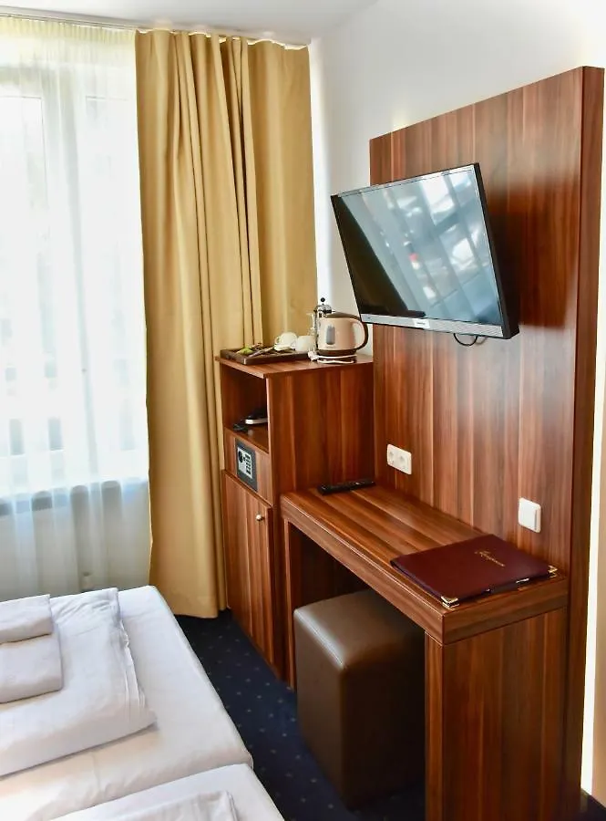 Aparthotel Christie Berlin 3*,
